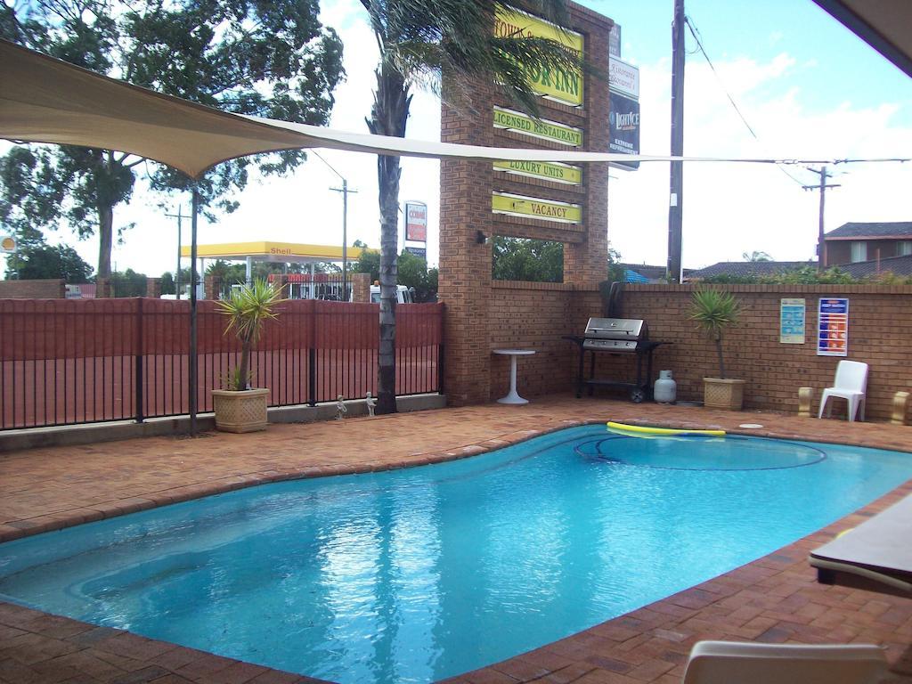 Cobar Town & Country Motor Inn 외부 사진